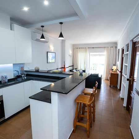 Coronado 4 Menyber نيرخا المظهر الخارجي الصورة